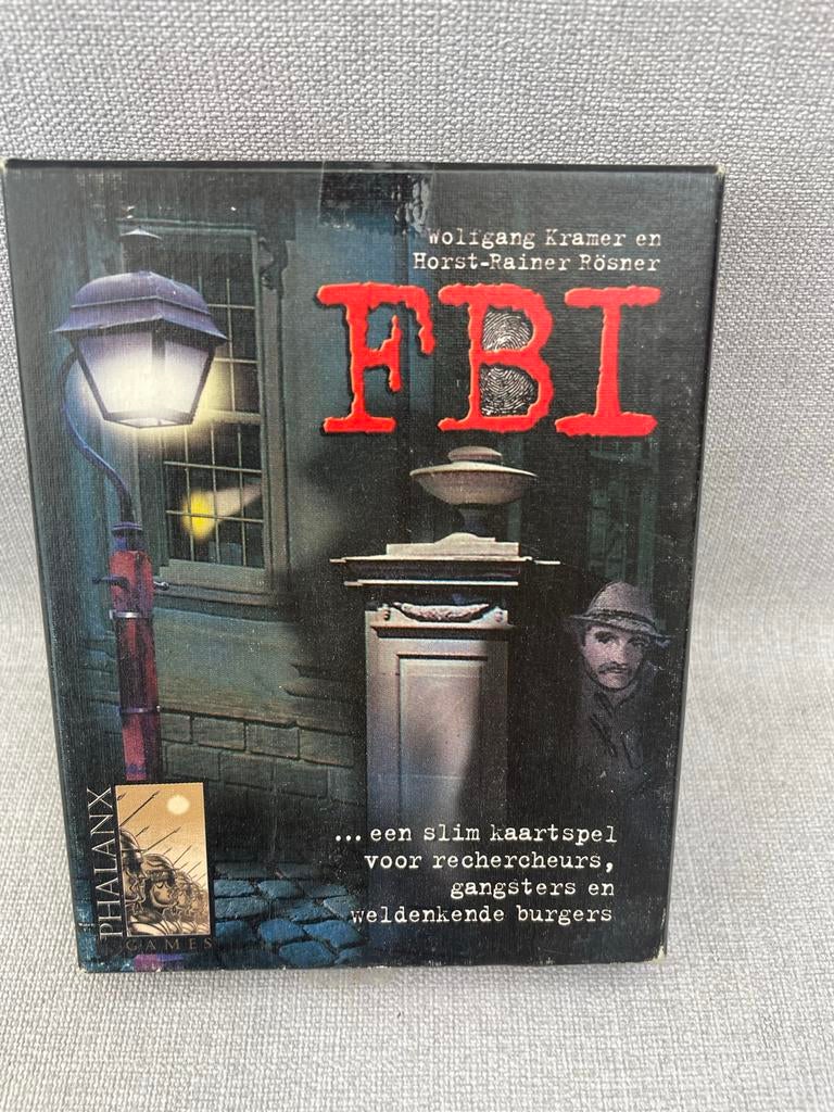 FBI: Een slim kaartspel voor rechercheurs en gangsters, Een of twee spelers, Ophalen of Verzenden, Zo goed als nieuw