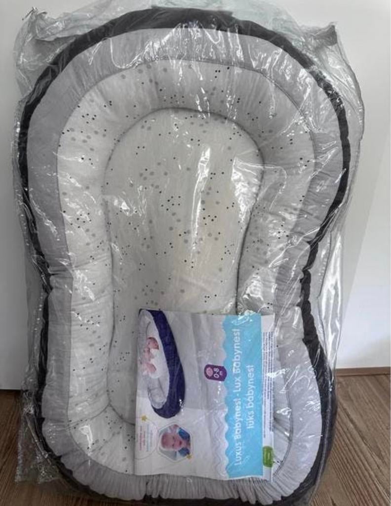 Babynest zgan, Ophalen, Zo goed als nieuw, Ledikant