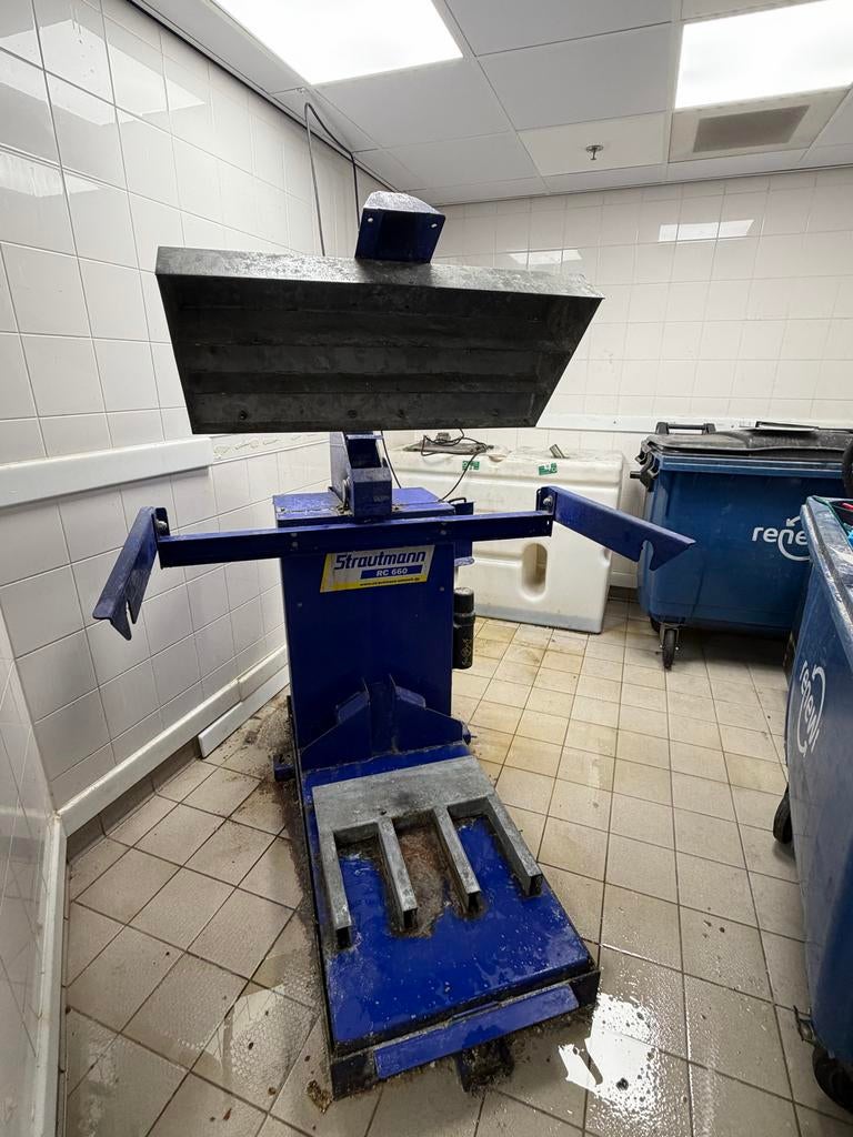 Strautmann RC 660 Vuilperser - Gebruikt, Zeer Goede Staat, Doe-het-zelf en Verbouw, Ophalen of Verzenden, Zo goed als nieuw