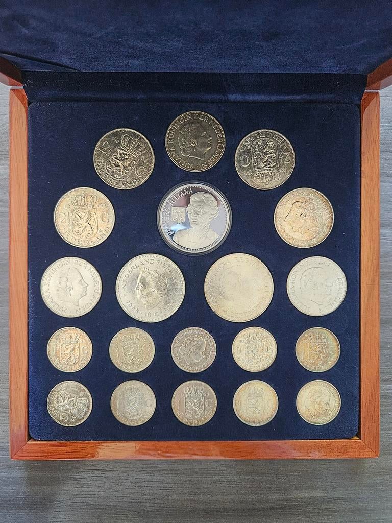 Zilverschat van Juliana, Ophalen, Koningin Juliana, 10 gulden