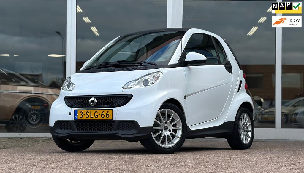 Smart Fortwo coupé 1.0i mhd A/T Edition Pure1e Eigenaar Air, Auto's, Smart, Automaat, Euro 5, Gebruikt, Zwart