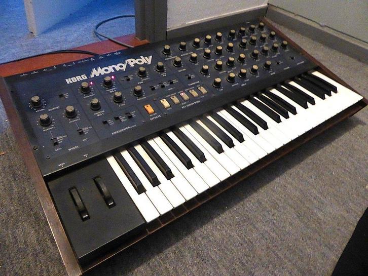Korg MONO/POLY vintage synthesizer - in uitstekende staat, Muziek en Instrumenten, Synthesizers, Zo goed als nieuw, Overige aantallen
