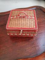 Retro sieraden mandje/gevlochten vintage naai mandje, Ophalen of Verzenden