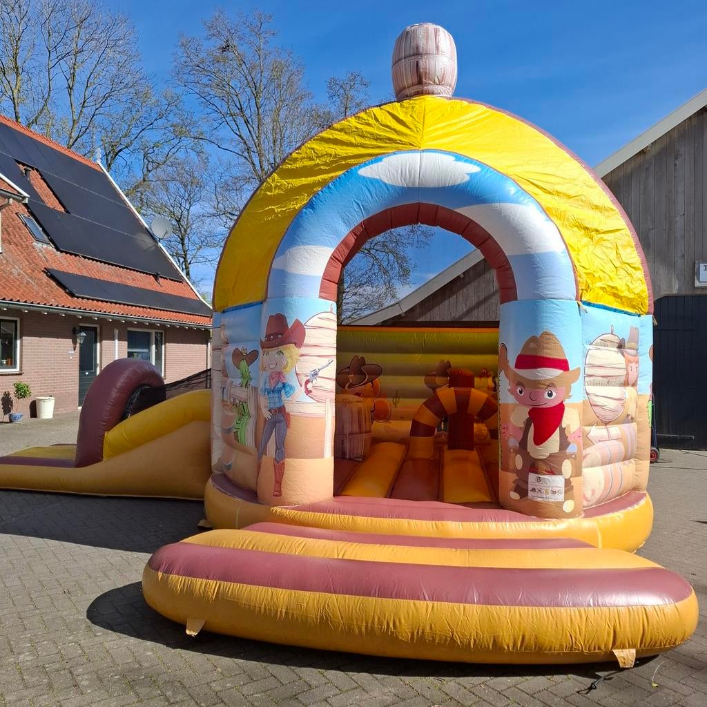 Cowboy springkussen met glijbaan en dakje te koop - 7m Breed, Ophalen of Verzenden, Gebruikt