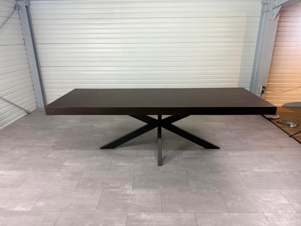 Eettafel 270 cm Scandinavisch design | Noten kleur
