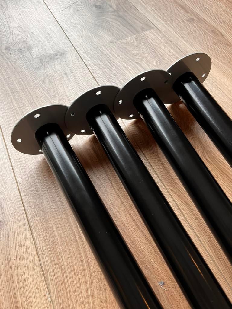 Ikea Adils tafelpoot (4 stuks) zgan, Ophalen, Zo goed als nieuw, Rond, 50 tot 100 cm