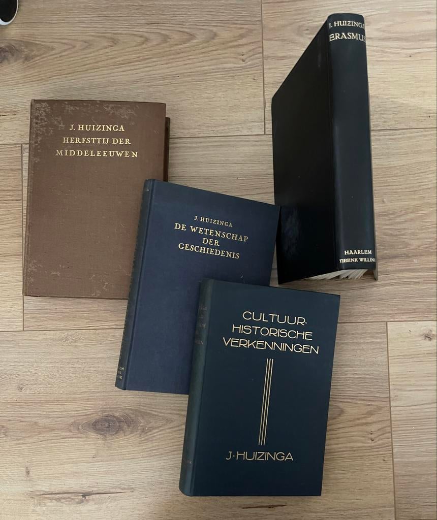 J. Huizinga Boeken - 4 Tweedehands Werken, Ophalen of Verzenden, 20e eeuw of later, Gelezen