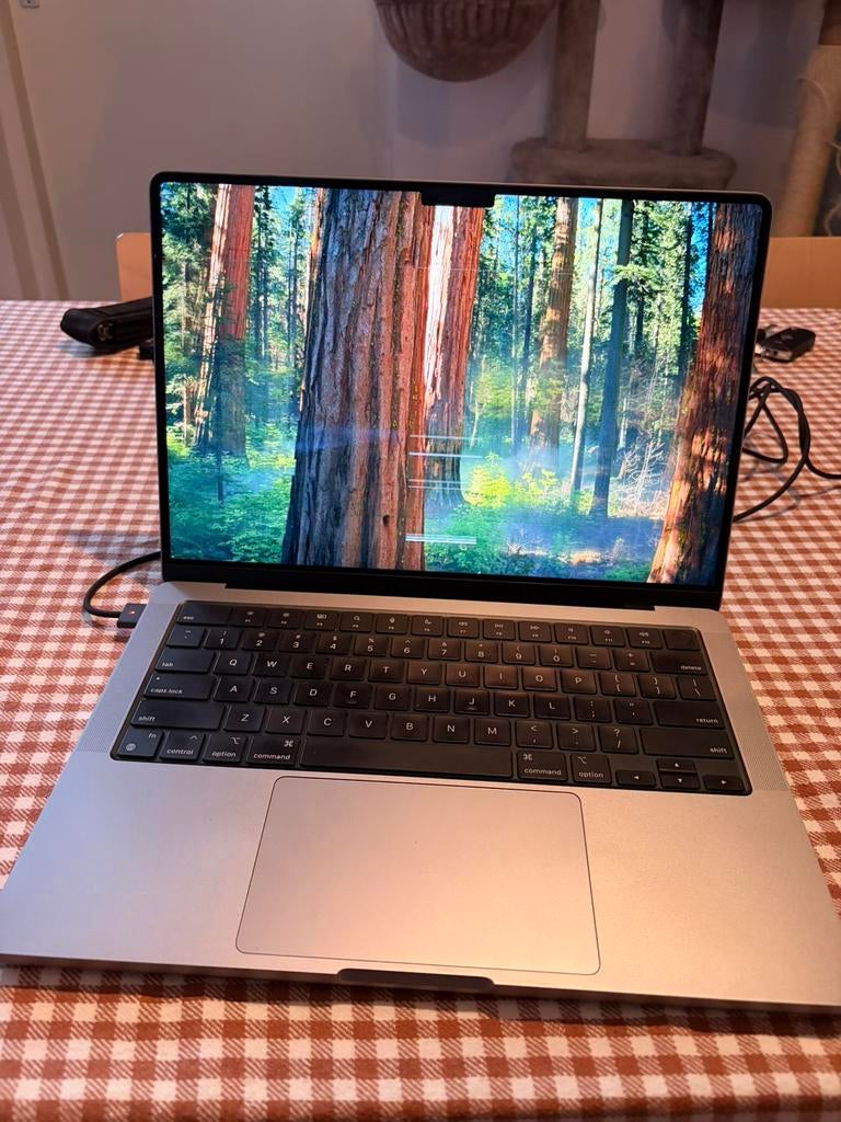 Macbook Pro M1 14” kapot scherm, Computers en Software, Apple Macbooks, MacBook Pro, 1 TB of meer, Qwerty, Overige groottes