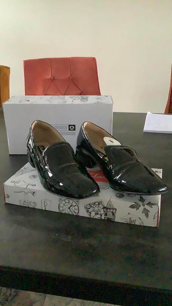 Lakschoenen en lak laarzen, Ophalen of Verzenden, Zo goed als nieuw, Zwart