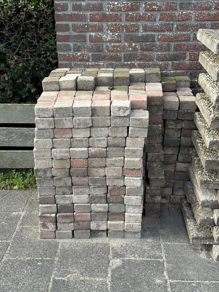 Gratis stenen, Tuin en Terras, Ophalen, Zo goed als nieuw, 10 m² of meer, Grind