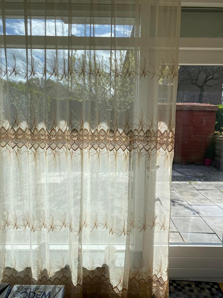 Turkse salon vitrage met borduurwerk en kanten rand, Ophalen of Verzenden, Zo goed als nieuw, 200 cm of meer