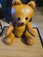 Schattige lederen teddybeer, Ophalen of Verzenden, Gebruikt, Beer