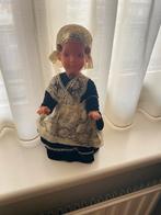 Antieke klederdracht pop, Ophalen of Verzenden