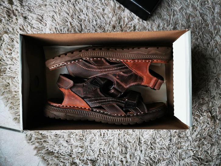 heren sandalen output 43 nieuw!!!, Kleding | Heren, Schoenen, Nieuw, Sandalen, Bruin, Ophalen of Verzenden