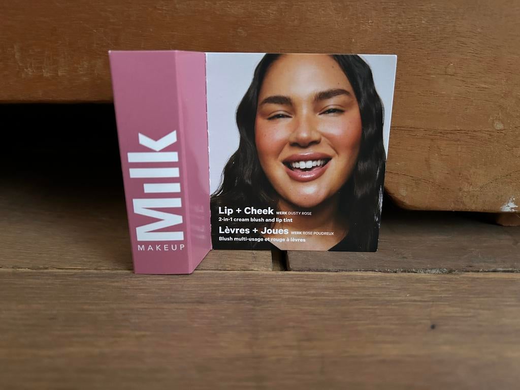 Milk Makeup Lip + Cheek - Werk Dusty Rose, Sieraden, Tassen en Uiterlijk, Uiterlijk | Cosmetica en Make-up, Lippen, Verzenden