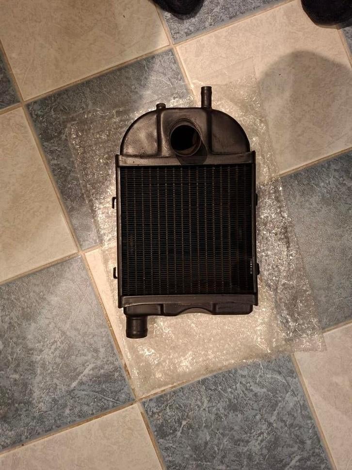 T.K. Orginelen zundapp 540-180 Radiateur., Ophalen of Verzenden, Zo goed als nieuw, Cilinder