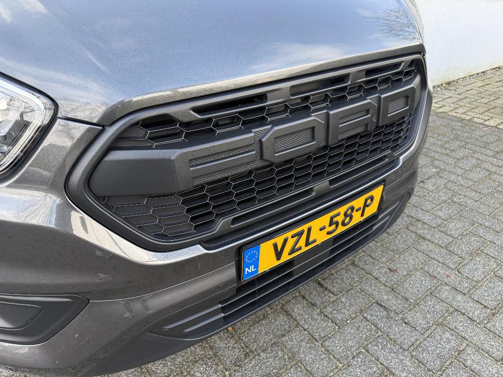 Ford Transit Custom 2.0 Tdci 300 L2h1 LED|230V|Cruise|Trekh, Auto's, Bestelauto's, Stof, 1995 cc, 4 cilinders, 1991 kg