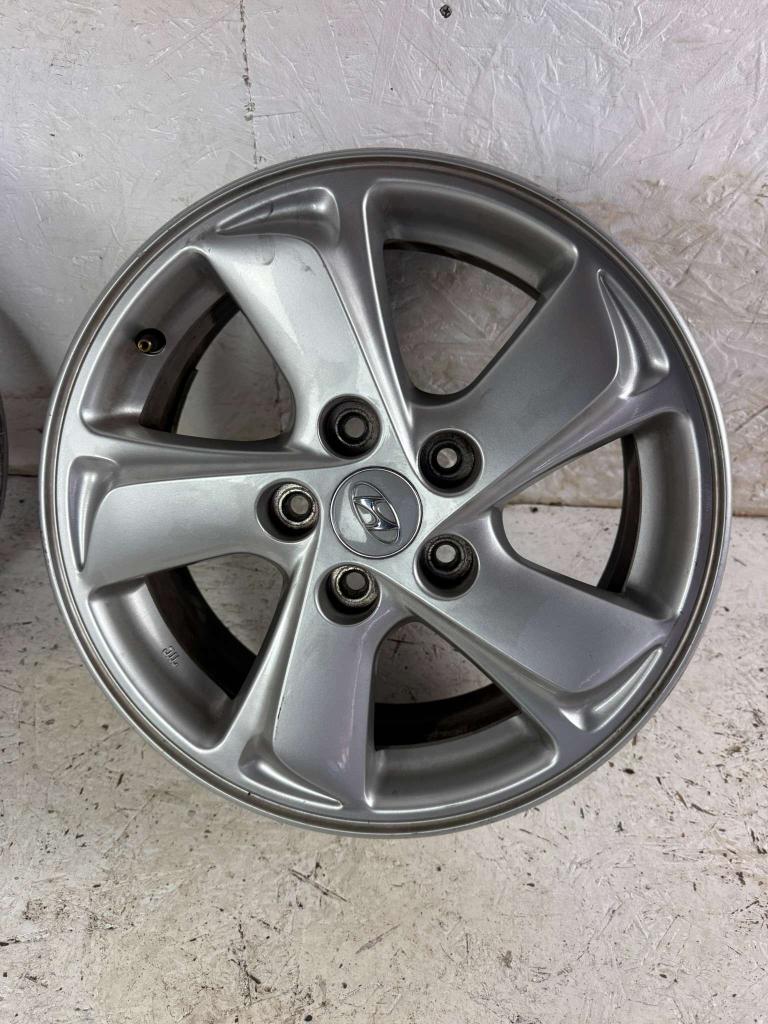 Originele Hyundai IX35 Tucson (LM) velgen 16" 5x114.3 ET45, Niet ingevuld, Gebruikt, Velg(en), 16 inch