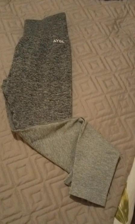 Aybl legging 2 stuks, Ophalen of Verzenden, Zo goed als nieuw, Grijs, Fitness of Aerobics