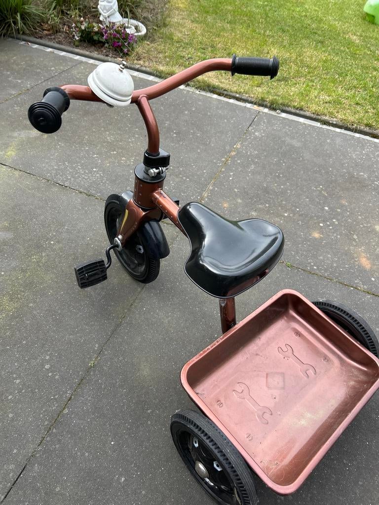 Vintage driewieler met bakje - Perfect voor kleine avonturie, Ophalen, Gebruikt, Verstelbare zitting