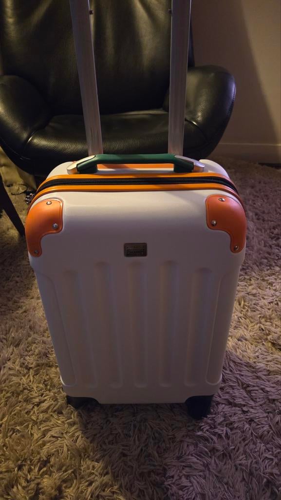 Superleuke koffer (postcodeloterij), Ophalen, 50 tot 60 cm, Hard kunststof, Nieuw