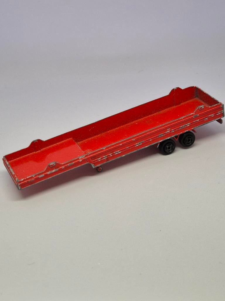 Majorette speelgoedtrailer rood, Ophalen of Verzenden, Gebruikt, Bus of Vrachtwagen