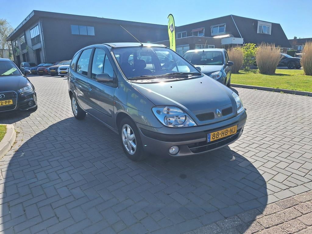 Renault Scénic 1.6-16V Expression / UNIEK! 102.683 km / APK, Auto's, Voorwielaandrijving, Gebruikt, 4 cilinders, 14 km/l