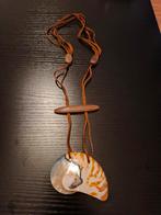 Halsketting met een schelp achtige Nautilus?, Ophalen of Verzenden, Overige materialen