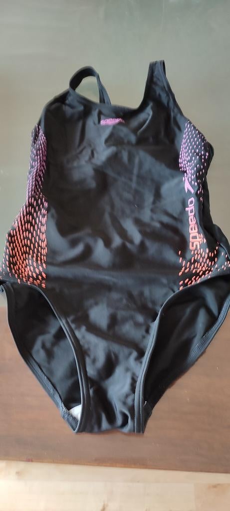 Te koop: Badpak Speedo maat 140, Kinderen en Baby's, Kinderkleding | Kinder-zwemkleding, Ophalen of Verzenden
