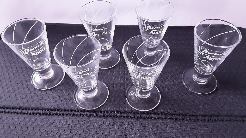 BERENTZEN APPEL glaasjes, 7 stuks, Ophalen of Verzenden, Zo goed als nieuw, Borrel- of Shotglas