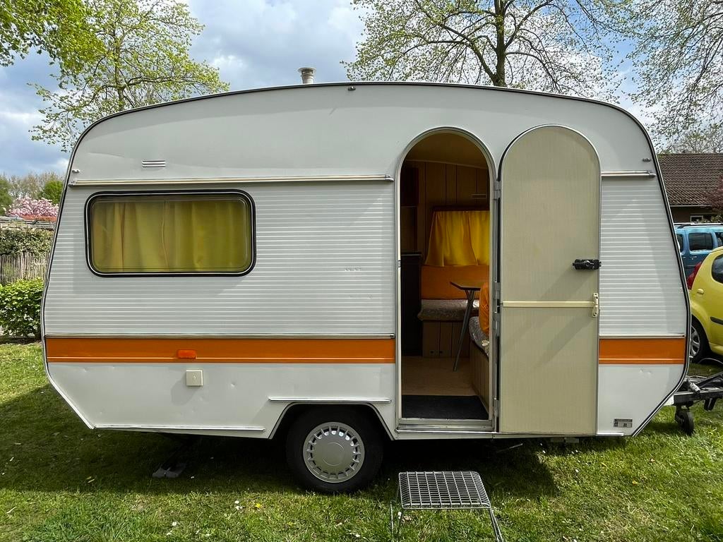 Caravan Wilk CI Sport 370 (1978) Oldtimer, Caravans en Kamperen, Koelkast, Treinzit, Particulier, 500 - 750 kg