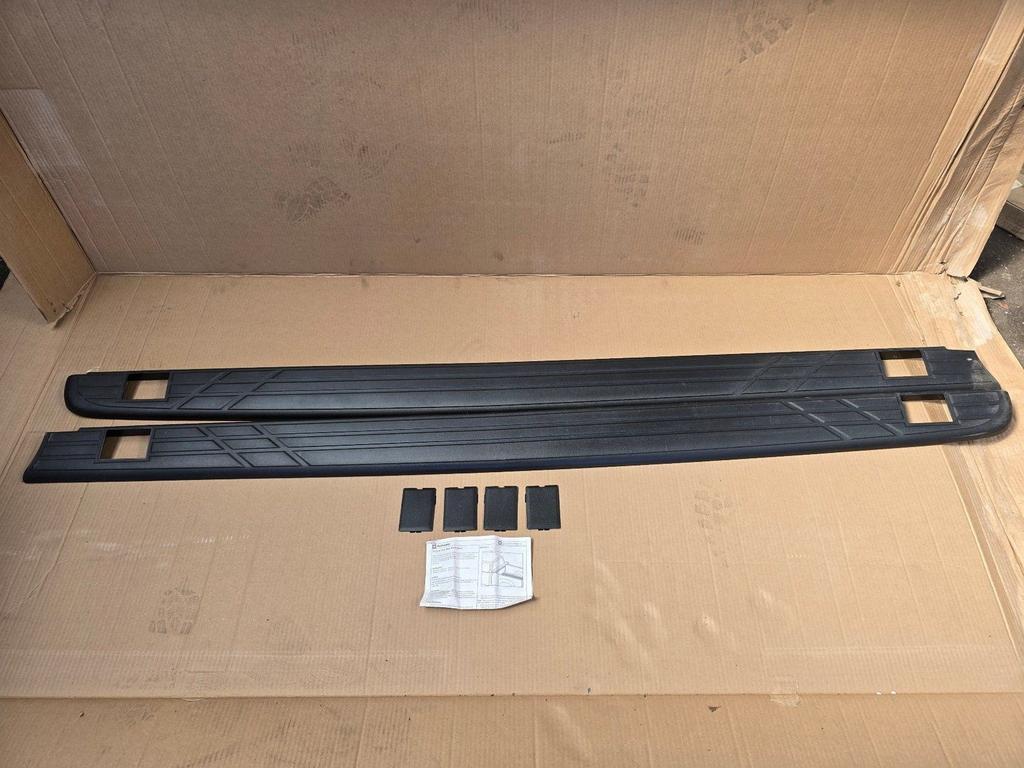 GM Pickup bedrail protectors – OEM rail covers 17802471, Auto-onderdelen, Carrosserie en Plaatwerk, Ophalen, -, Nieuw, -