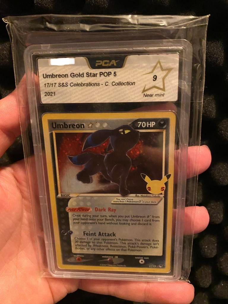 Umbreon Gold Star POP 5 17/17 S&S Celebrations - C. Collecti, Hobby en Vrije tijd, Verzamelkaartspellen | Pokémon, Ophalen of Verzenden