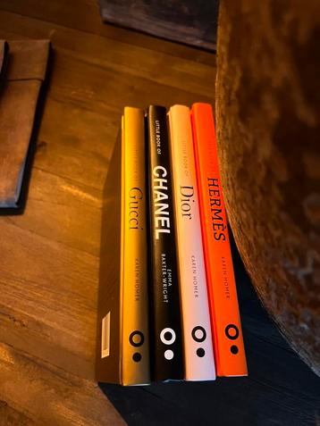 Prachtige koffie-tafel boekjes Chanel Dior Gucci Hermès beschikbaar voor biedingen