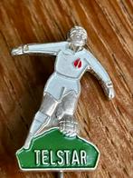 Voetballer TELSTAR, Verzamelen, Speldjes, Pins en Buttons, Ophalen of Verzenden, Zo goed als nieuw