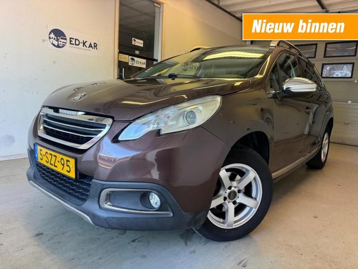 Peugeot 2008 1.2 VTi Allure Pack Premium Plus PANO CLIMA NAV, Auto's, Peugeot, Bedrijf, ABS, Airbags, Bluetooth, Boordcomputer