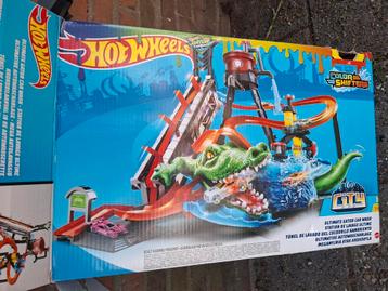 Hotweels colorshifters autobaan Gator Carwash beschikbaar voor biedingen
