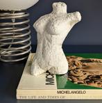 Torso van beton of gips vrouwelijk bovenlichaam borstbeeld, Ophalen of Verzenden