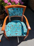 Mooie houten stoel met Designers Guild bekleding, Ophalen