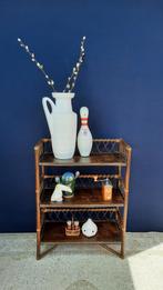 Vintage manou schappen kastje, handdoeken rekje, nachtkastje, Gebruikt, Vintage, Ophalen of Verzenden, Nvt