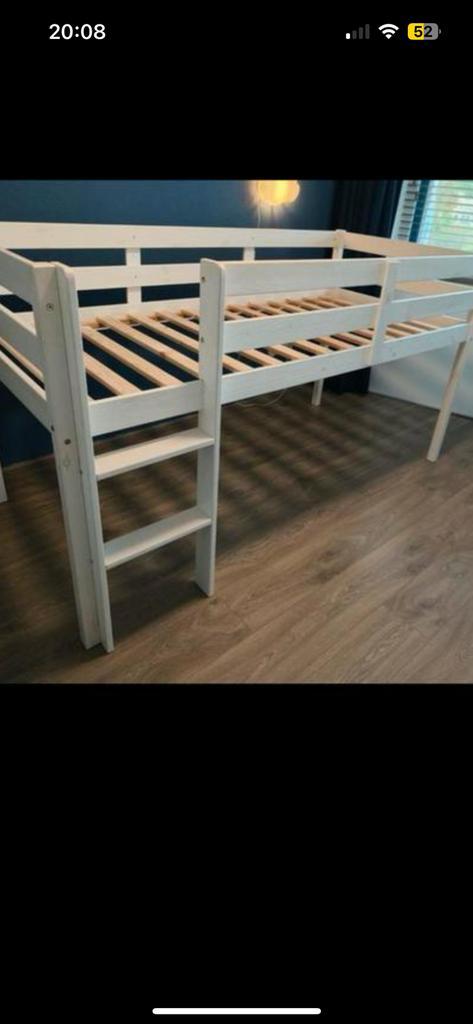 Witte halfhoogslaper voor kids, Kinderen en Baby's, Kinderkamer | Stapelbedden en Hoogslapers, Zo goed als nieuw, Halfhoogslaper