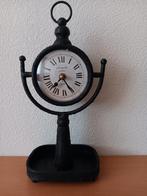 zgan mooi metalen staande klok met bakje, Ophalen, Zo goed als nieuw, Staande klok