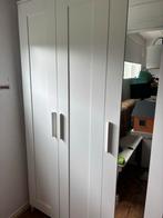 Witte kledingkast met deuren en planken, Ophalen, Overige materialen, Gebruikt, 100 tot 150 cm