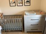 Ledikant en commode (Prenatal - Mirco), Kinderen en Baby's, Ophalen, Zo goed als nieuw, Jongetje of Meisje