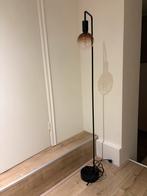 Vloerlamp zwart met lichtbron, Ophalen, Zo goed als nieuw, Glas, 150 tot 200 cm