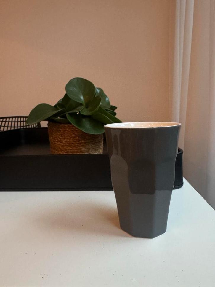 4 HEMA mokken antraciet - groot formaat, Huis en Inrichting, Keuken | Servies, Gebruikt, Kop(pen) en/of Schotel(s), Effen, Keramiek