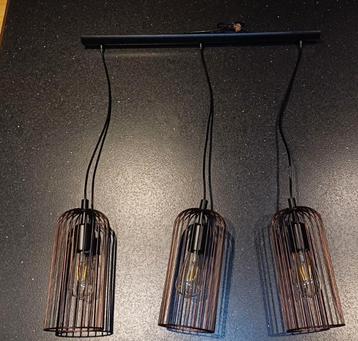 Eglo ROCCAMENA Hanglamp

En lichtbron beschikbaar voor biedingen