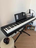 Roland FP-10 Digitale Piano complete set (als nieuw), Ophalen of Verzenden, Zo goed als nieuw, Zwart