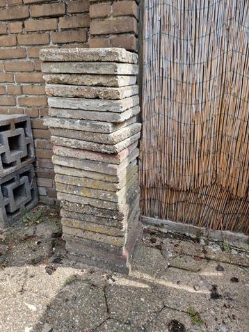 GRATIS Stoeptegels, 22 stuks  beschikbaar voor biedingen