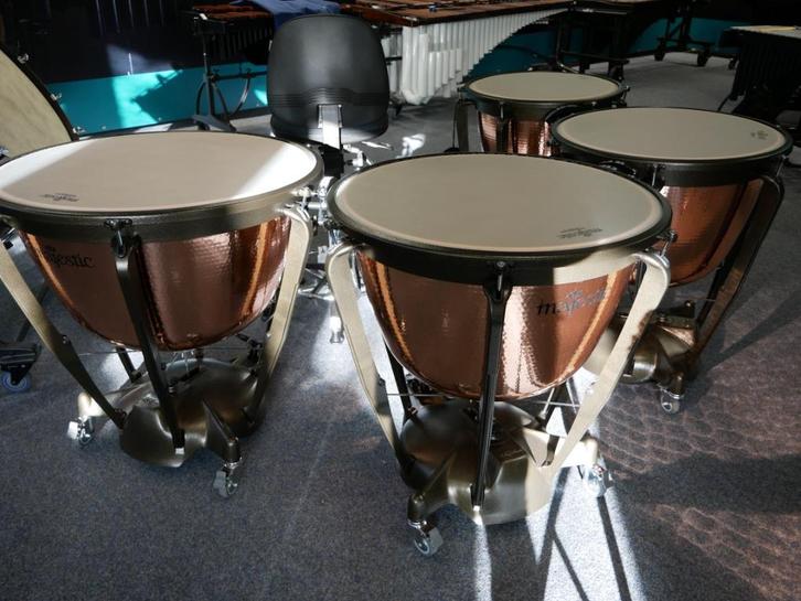 Pauken Majestic Symphonic 4 delig met gehamerde ketels -2000, Muziek en Instrumenten, Percussie, Nieuw, Melodische percussie, Ophalen of Verzenden